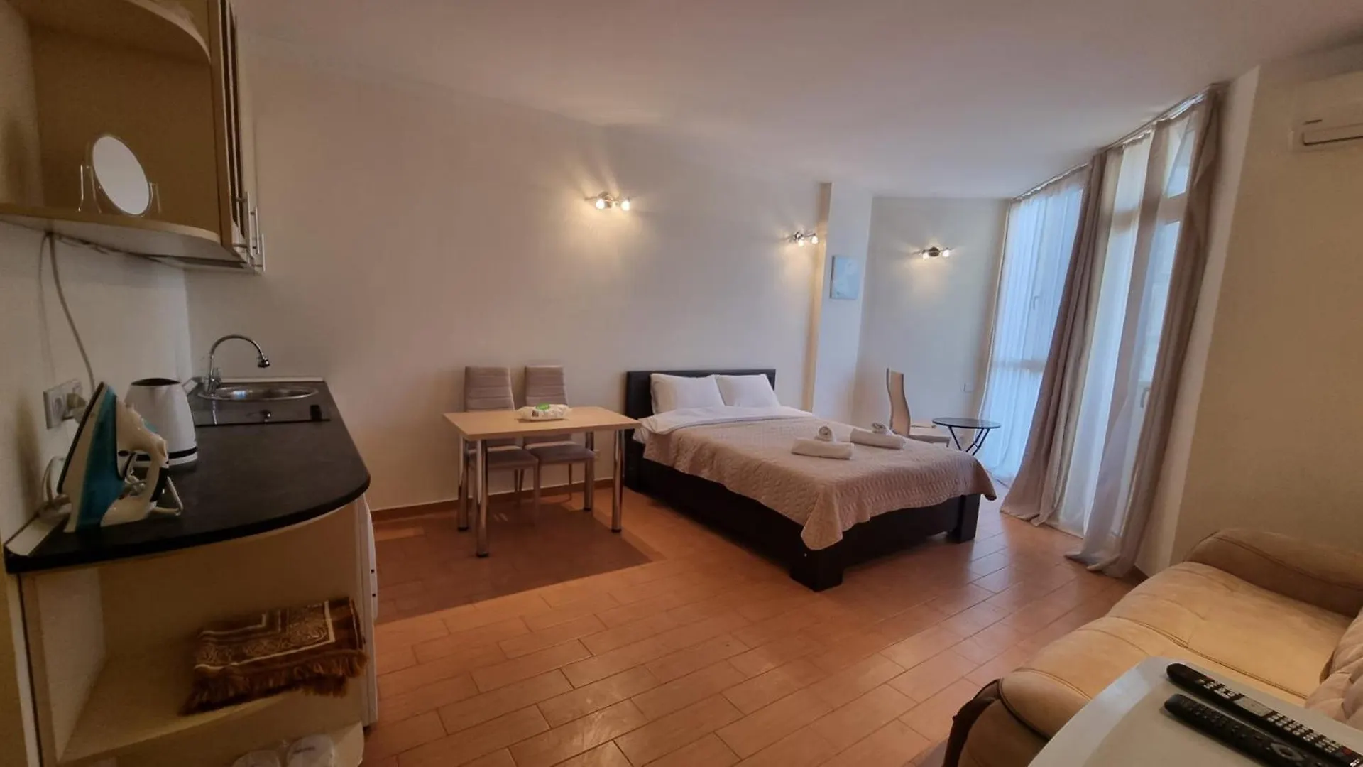 Sea View Apartment Near Grand Mall Μπατούμι Ξενοδοχείο με διαμερίσματα